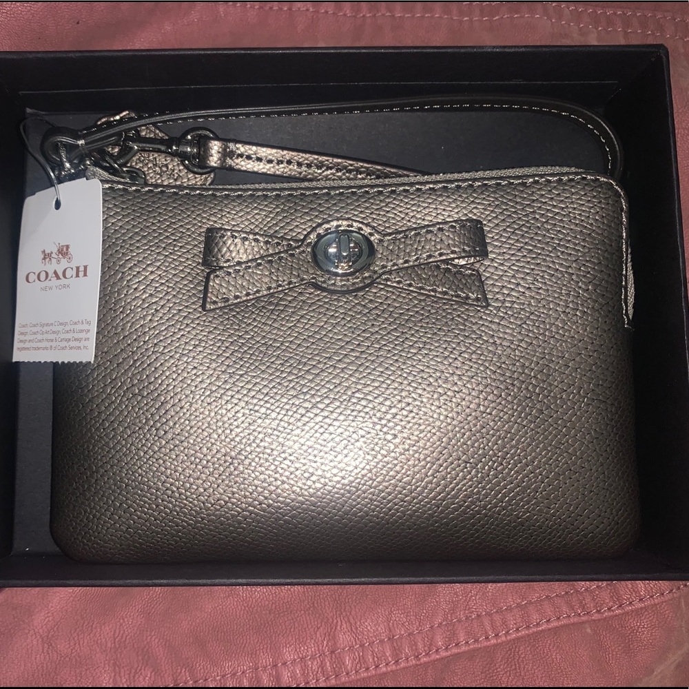 NEW WITH TAGS! Coach wristlet!!!